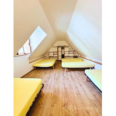 아파트 Dormez Dans L'enceinte Du Chateau De Beost, 8 Pers