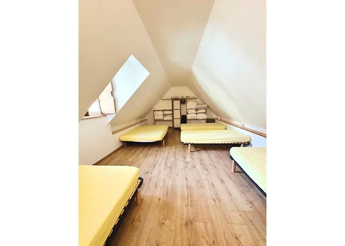 Pepite ! Du Chateau De 7-8 Personnes